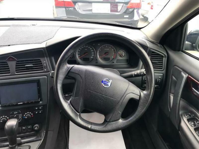 V70