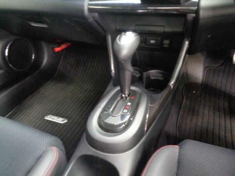 CR-Z