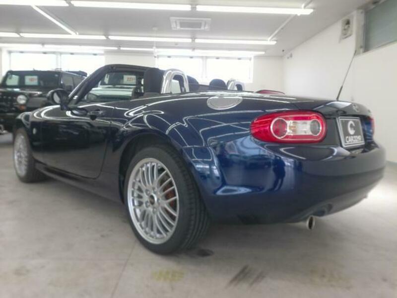 ROADSTER