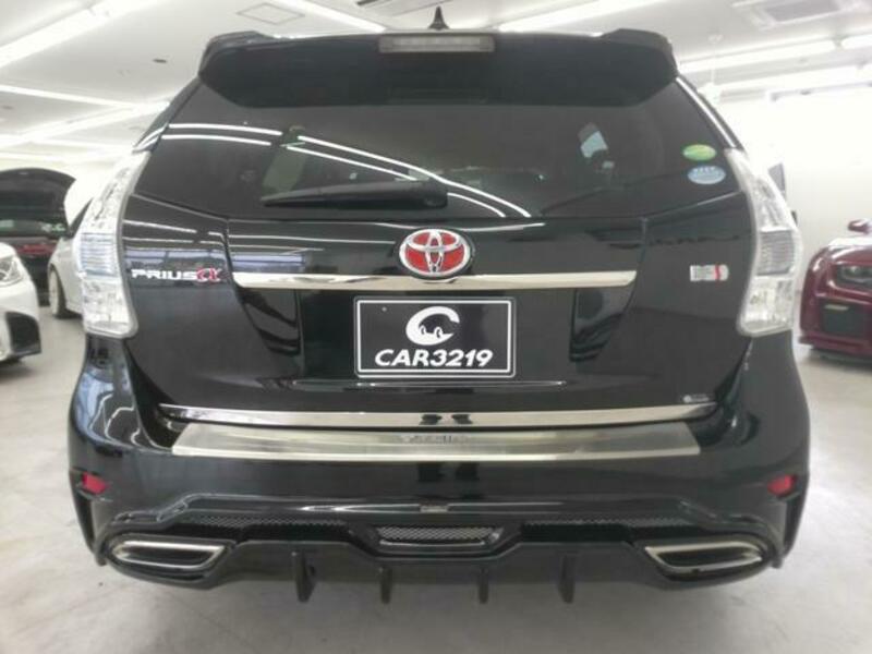 PRIUS ALPHA