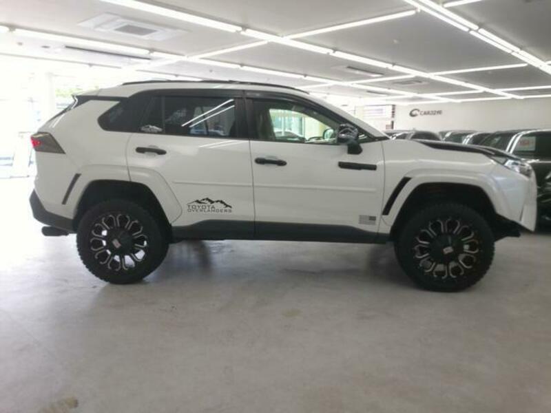 RAV4