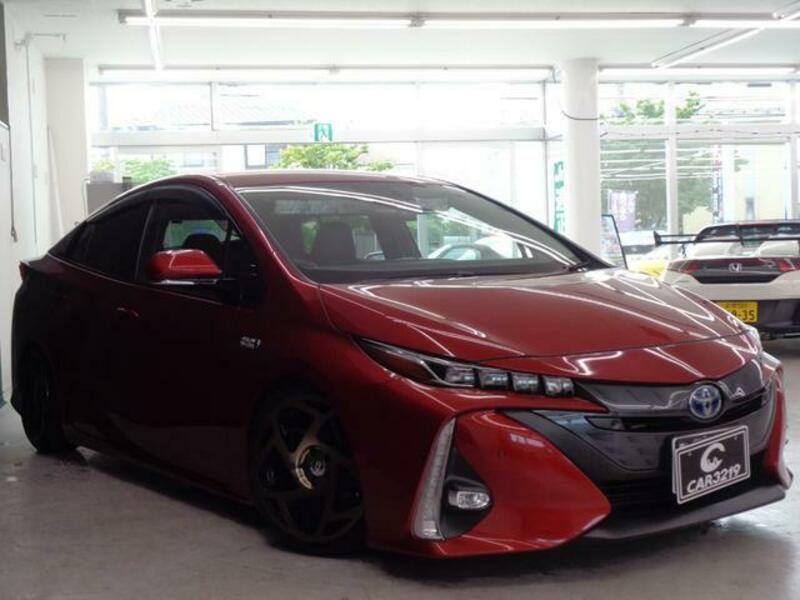 PRIUS PHV