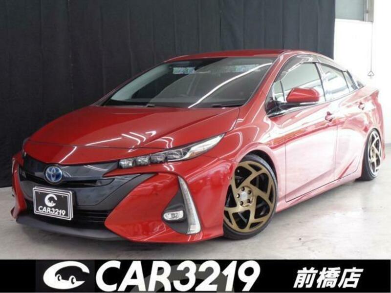 TOYOTA PRIUS PHV