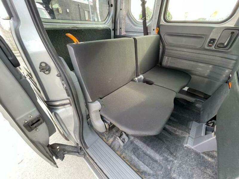 N-VAN