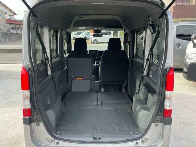 N-VAN