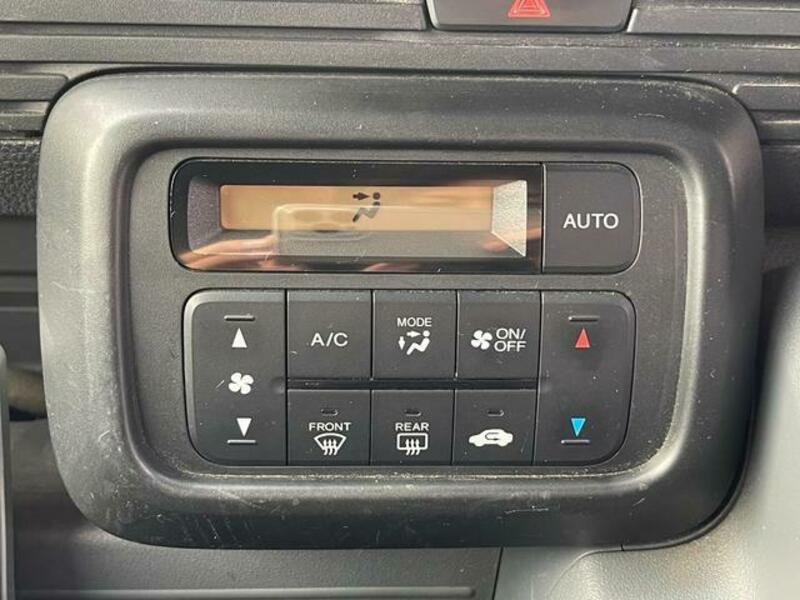 N-VAN