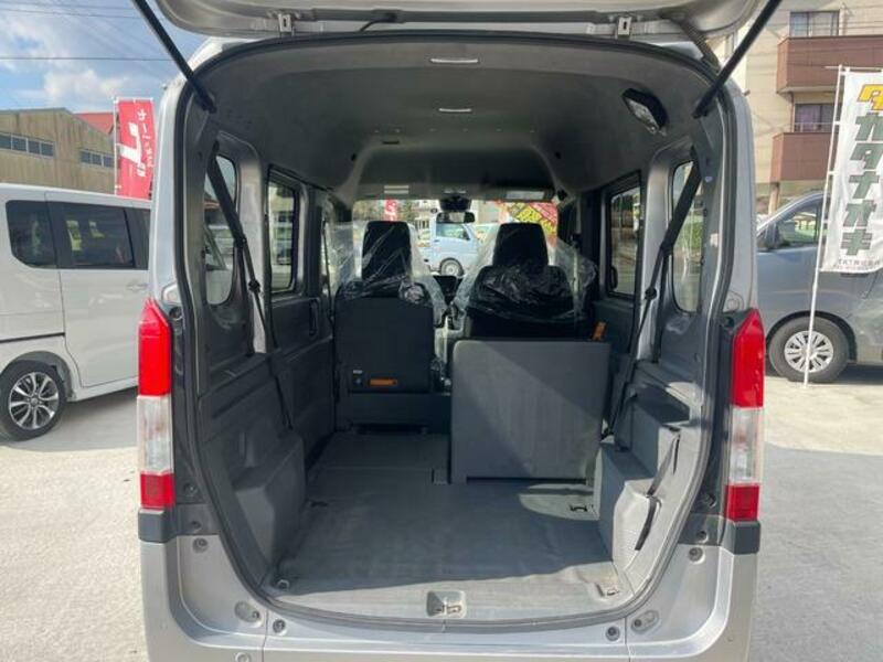 N-VAN
