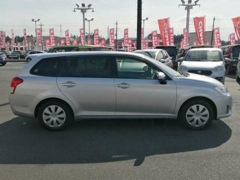 COROLLA FIELDER