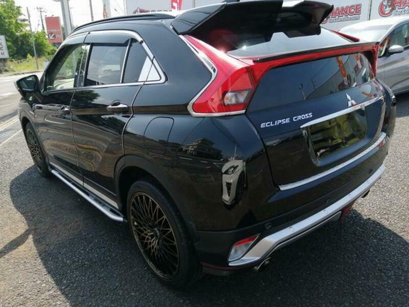 ECLIPSE CROSS