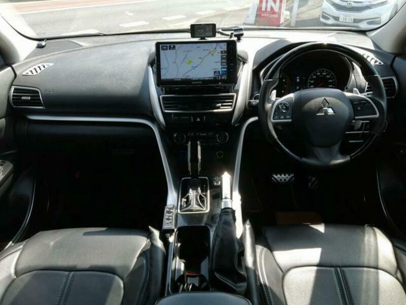 ECLIPSE CROSS
