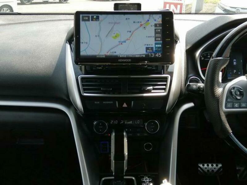 ECLIPSE CROSS