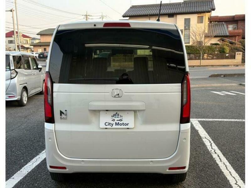 N BOX