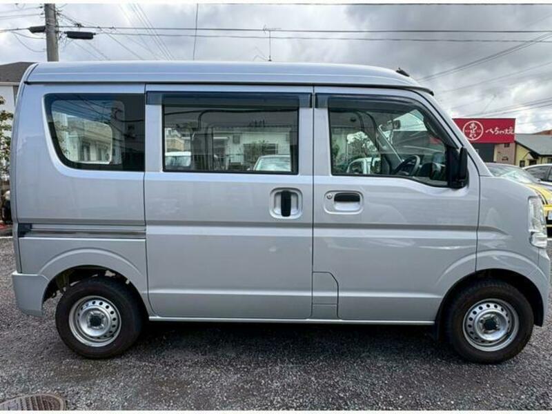 MINICAB VAN