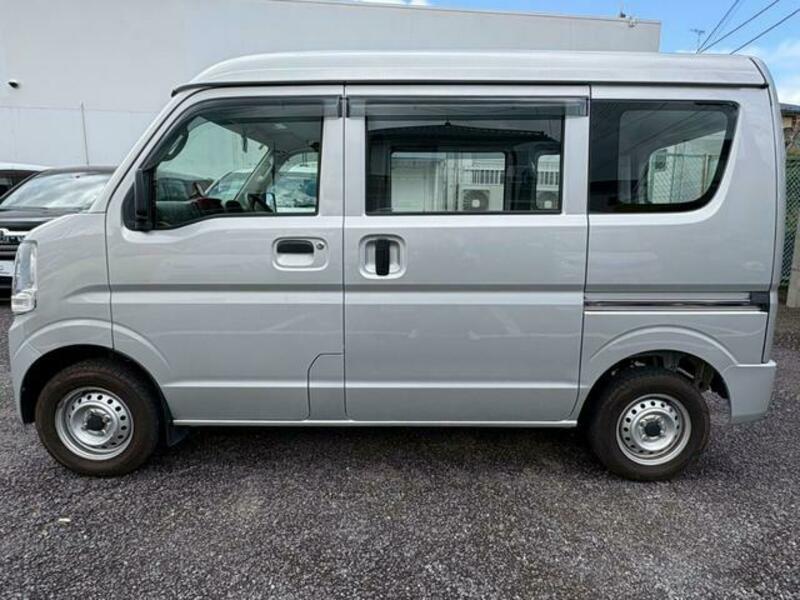 MINICAB VAN