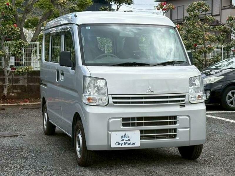 MINICAB VAN