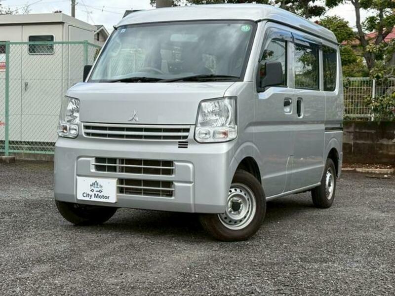 MINICAB VAN