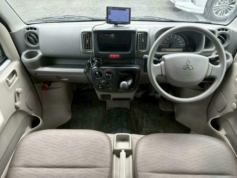MINICAB VAN