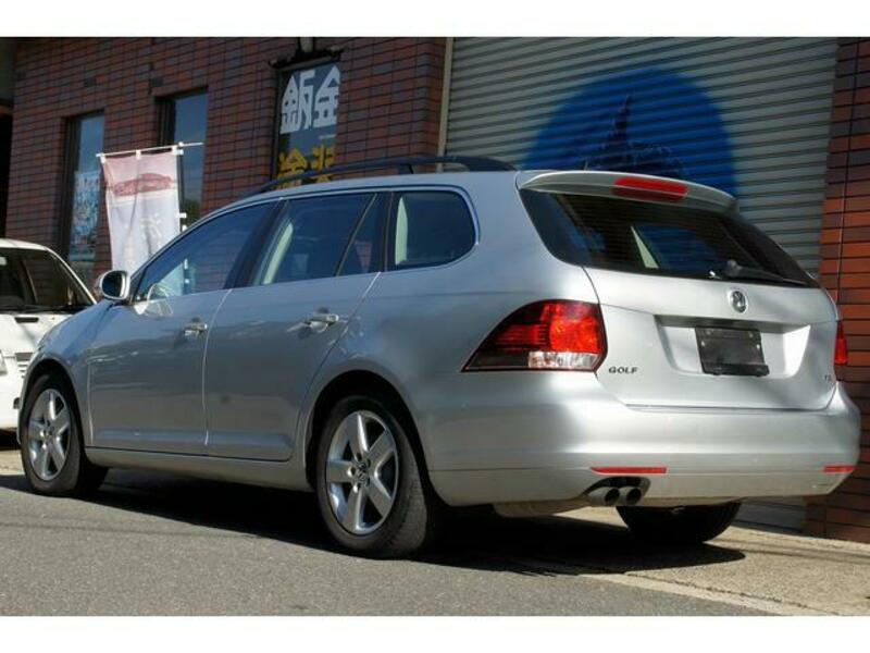 GOLF VARIANT