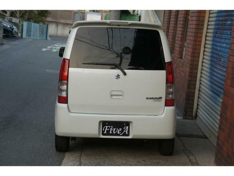 WAGON R