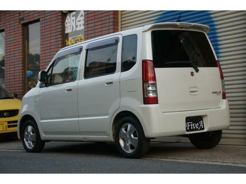 WAGON R