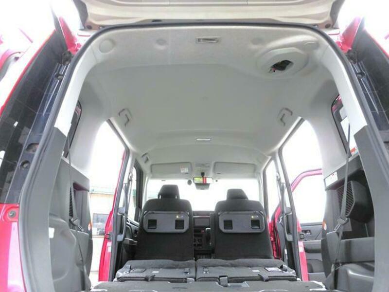 ROOMY