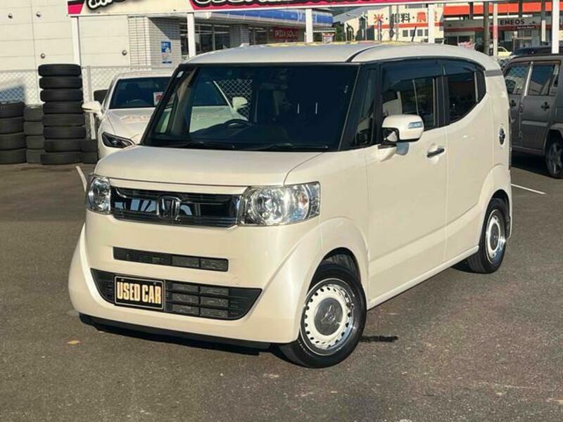 HONDA N BOX SLASH