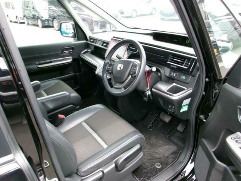 STEPWAGON SPADA