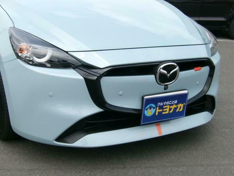 MAZDA2