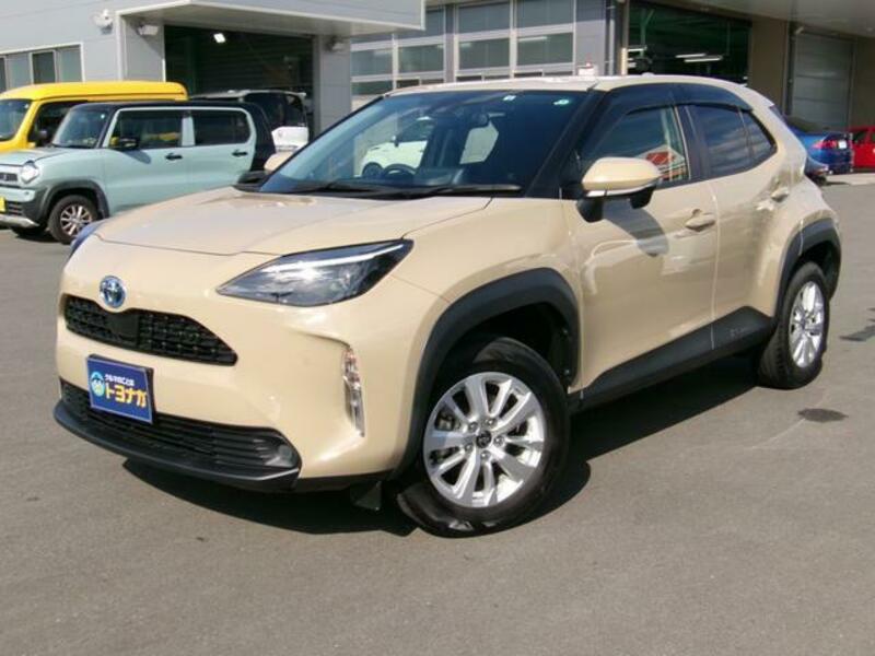 TOYOTA YARIS CROSS