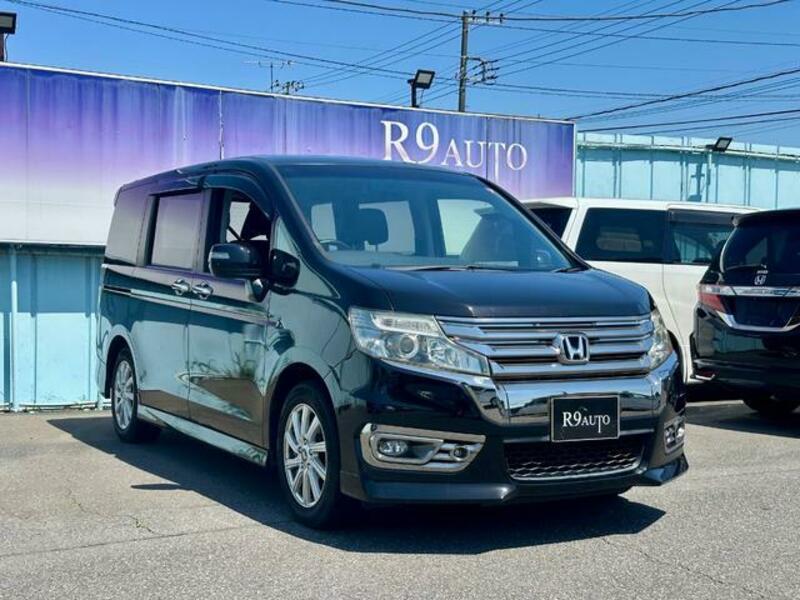 HONDA STEPWAGON SPADA