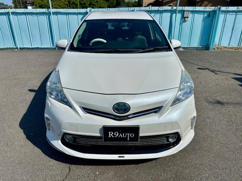 PRIUS ALPHA