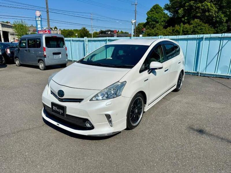 PRIUS ALPHA