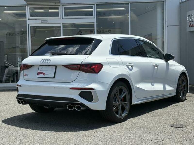 S3