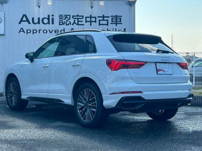 Q3