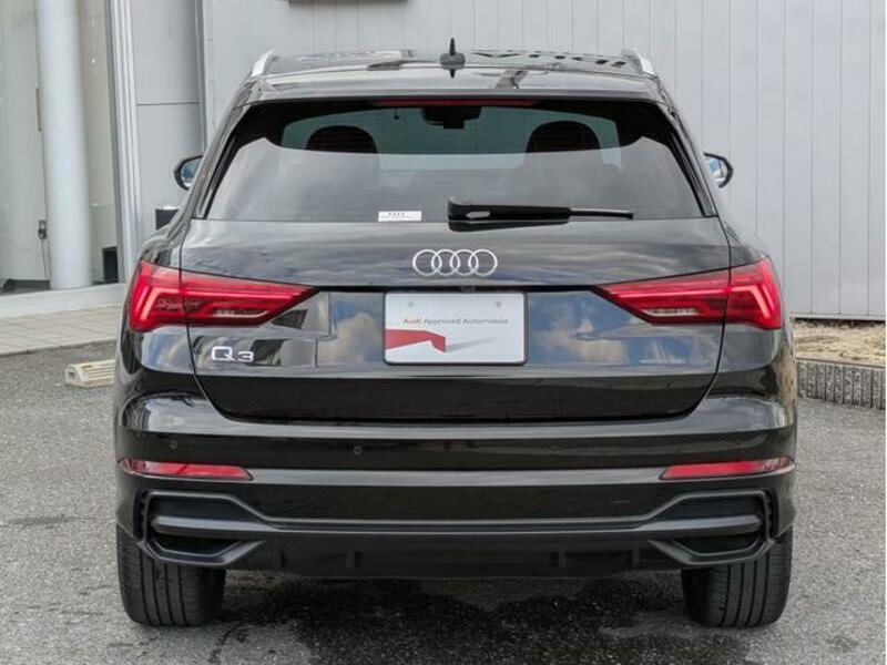 Q3