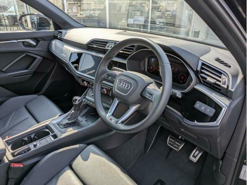 Q3