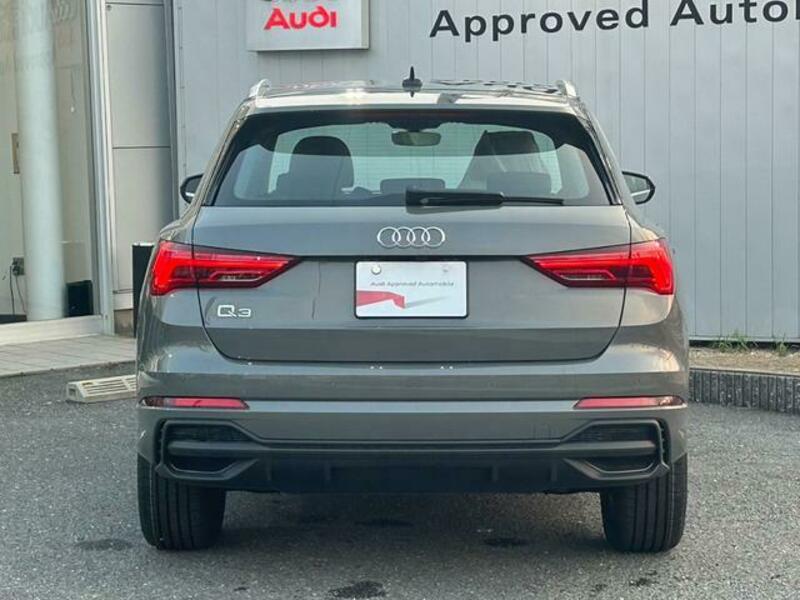 Q3