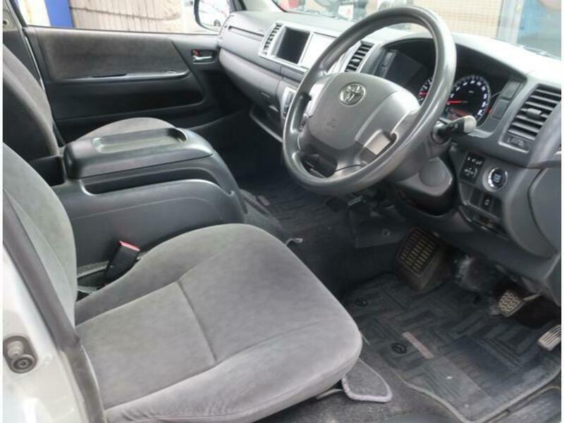 HIACE WAGON