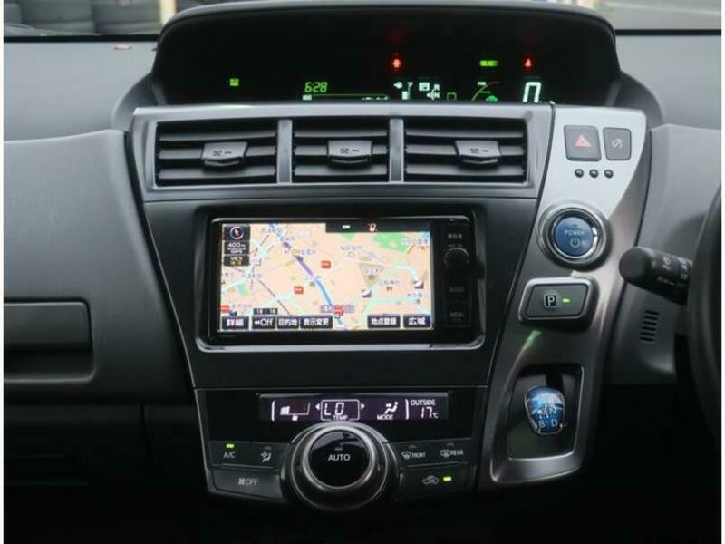PRIUS ALPHA