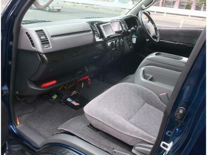 HIACE WAGON