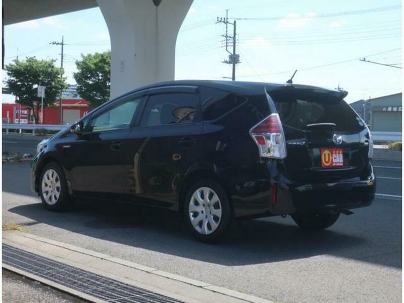 PRIUS ALPHA