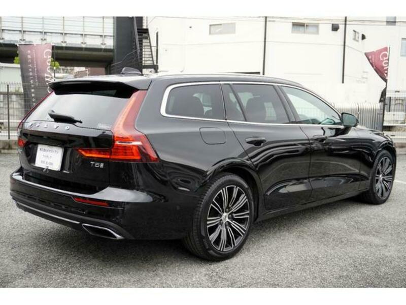 V60