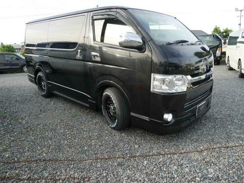 HIACE VAN