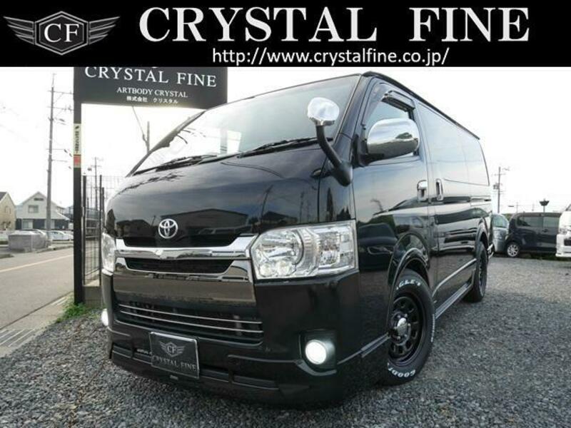 TOYOTA HIACE VAN
