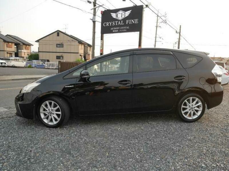 PRIUS ALPHA