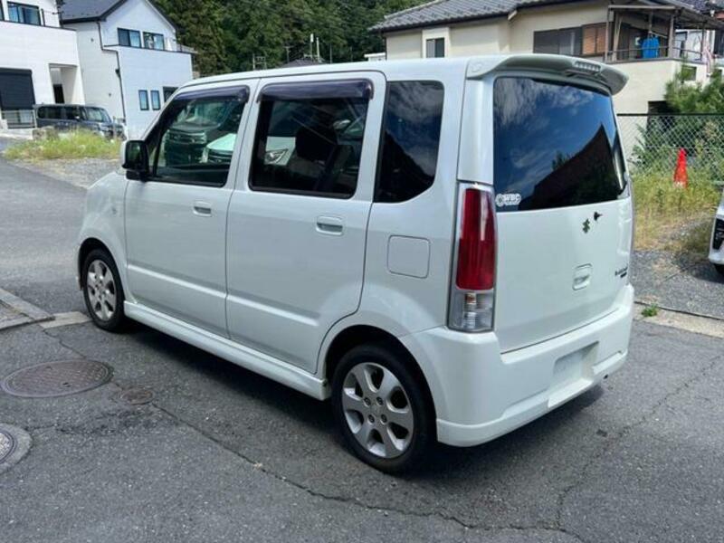 WAGON R