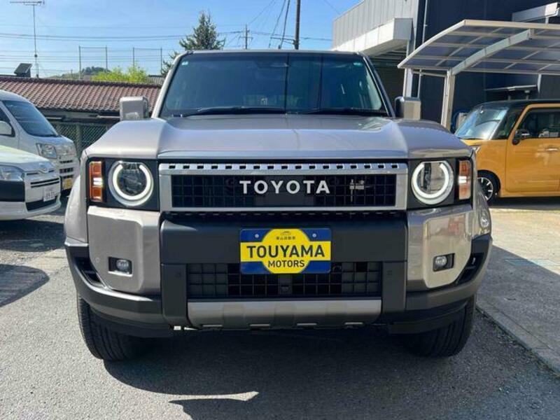LAND CRUISER 250