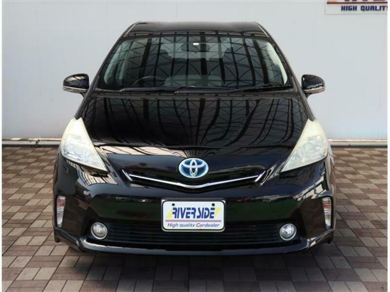 PRIUS ALPHA
