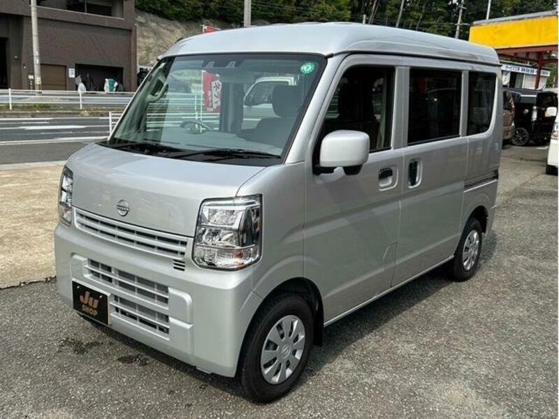 NISSAN CLIPPER VAN