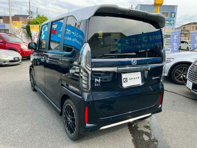 N BOX CUSTOM